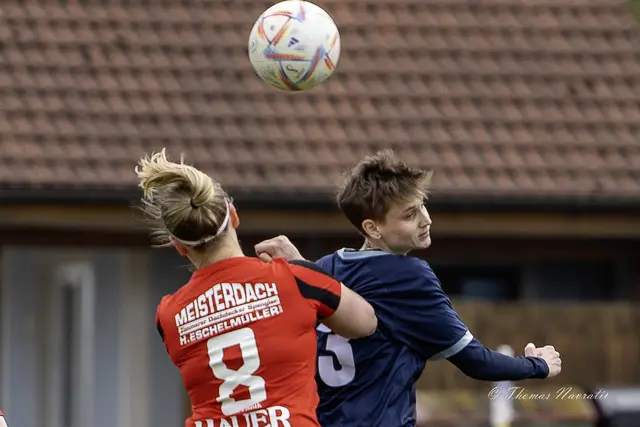 „Spannende Zweikämpfe und packende Spielszenen: Beim SC Herzogenburg entstehen dank Vereinsfotograf regelmäßig hochwertige Matchfotos.“ | Foto: Thomas Navratil