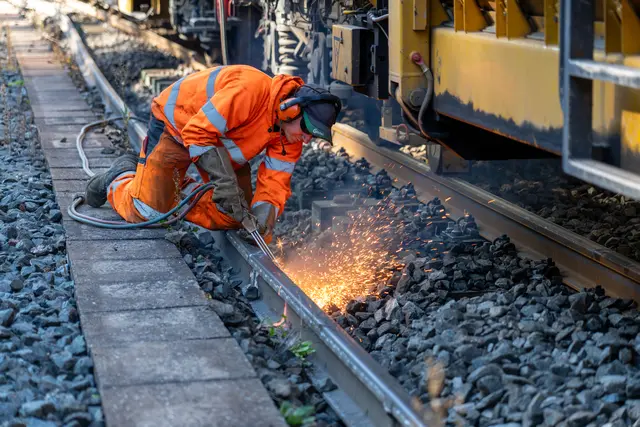 Arbeiten an der eingleisigen Strecke machen eine Sperre zwischen Bludenz und Ötztal notwendig.  | Foto:  ÖBB/Sailerbrothers
