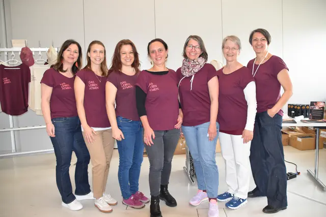 Das Organisationsteam des Hebammen-Kongresses in Eisenstadt: (v.l.) Elke Göllesz, Sophie Hafner, Eva Schranz, Beate Kayer, Christiane Prückler, Maria-Bettina Fillafer und Karin Böhm | Foto: Stefan Schneider/MeinBezirk