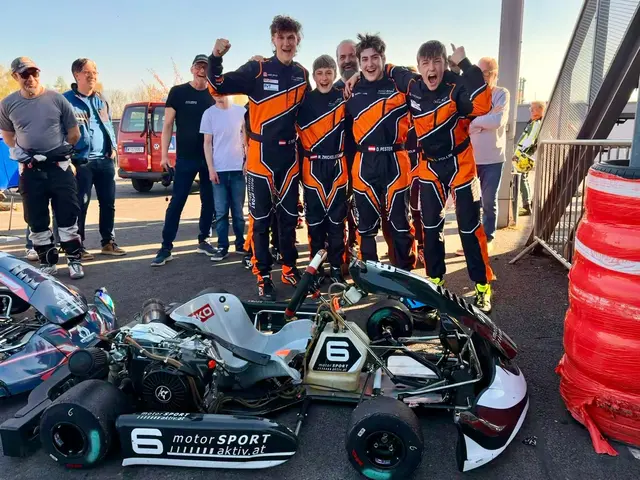Junges Motorsport-Talent fährt Sieg in Tschechien ein