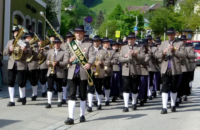 Marktmusikverein marschiert am 1. Mai durch Gemeinde