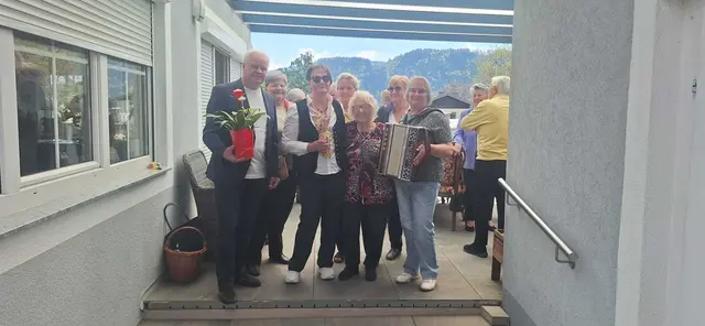 Isolde Duller wurde zum 99. Geburtstag gratuliert. | Foto: Seniorenbund Steindorf
