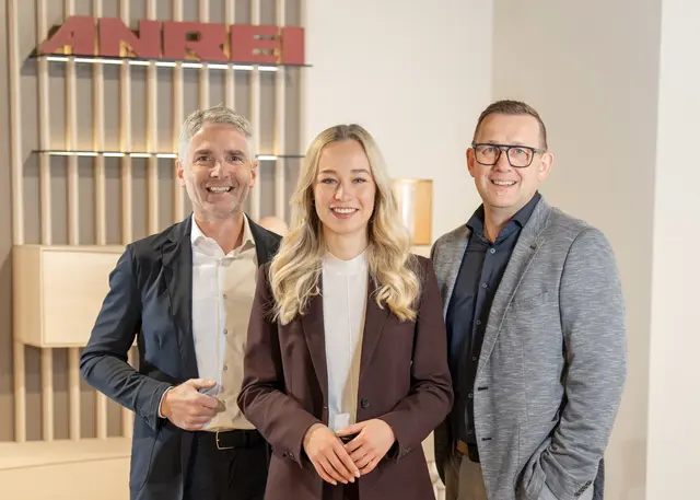 Das Anrei-Führungsteam: Geschäftsführerin Klara Reisinger mit Verkaufsleiter Erich Ritt (links) und Betriebsleiter Manfred Kamleitner.
 | Foto: ANREI