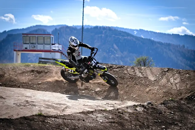 Spektakuläre Supermoto-Premiere in Fohnsdorf steht bevor