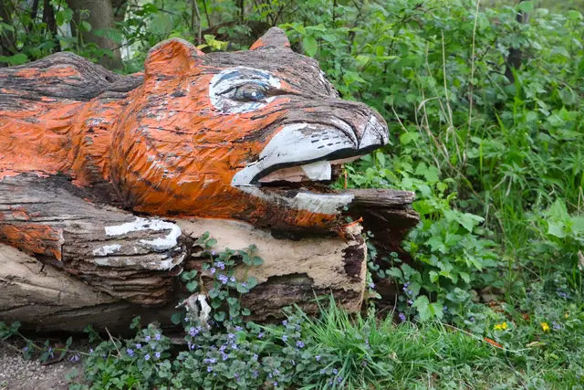 ..der "Zahn der Zeit" nagt schon am hölzernen Tiger.