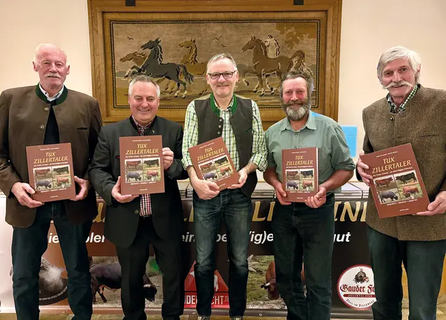 Von links: Alois Huber „Hanser“, die Autoren Martin Reiter und Christian Moser, Johann Dengg „Floacher“, Josef Steinberger „Trieler“.