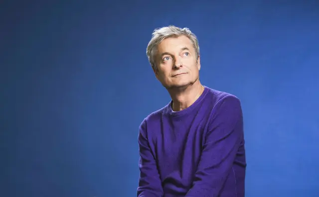 Alfred Dorfer bei Muttertag in der Rolle von Mischa Neugebauer, Polizist Gerry Gratzl und des Urlaubers auf der Insel. (Symbolfoto) | Foto: Moritz Schell