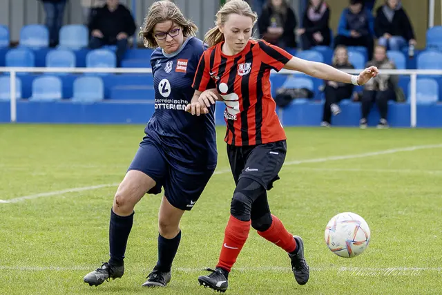 „Kampf um jeden Ball: Das Frauenteam des SC Herzogenburg im Einsatz.“ | Foto: Thomas Navratil