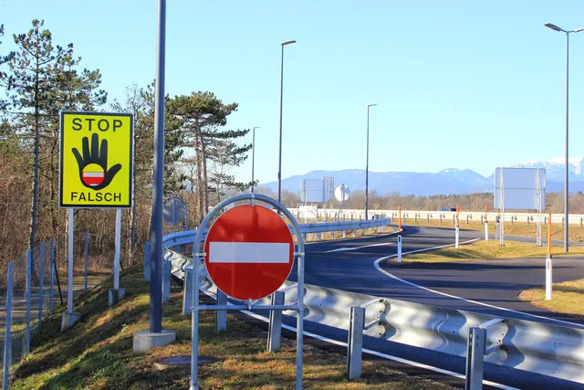 Pkw-Lenker (96) als Geisterfahrer auf A10 unterwegs