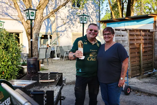 Geht nicht ohne im Fußball-Unterhaus: Die Bosna am Donauplatz sind angeblich die besten der ganzen Stahlstadt. | Foto: Reischl