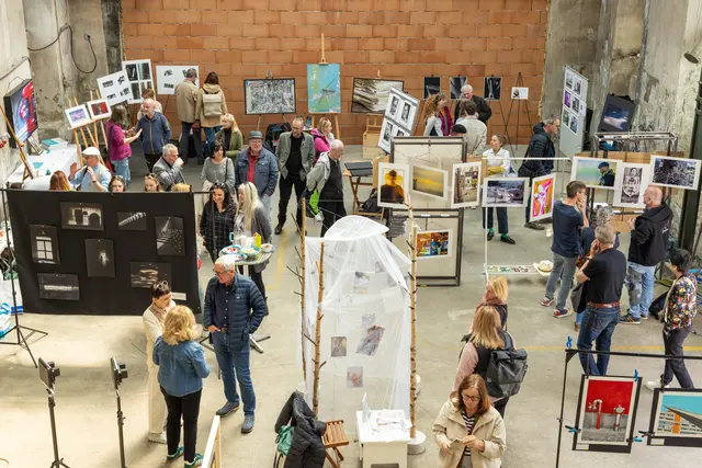 Der Tag der offenen Ateliers lädt am 9. und 10. Mai dazu ein, Einblicke in die Ateliers von über 200 Künstlerinnen und Künstler zu gewinnen.  | Foto: Andreas Gändsluckner