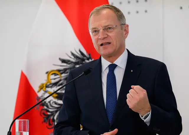 Landeshauptmann Stelzer äußert sich zum Ableben von Franz Wagner. | Foto: fotokerschi.at