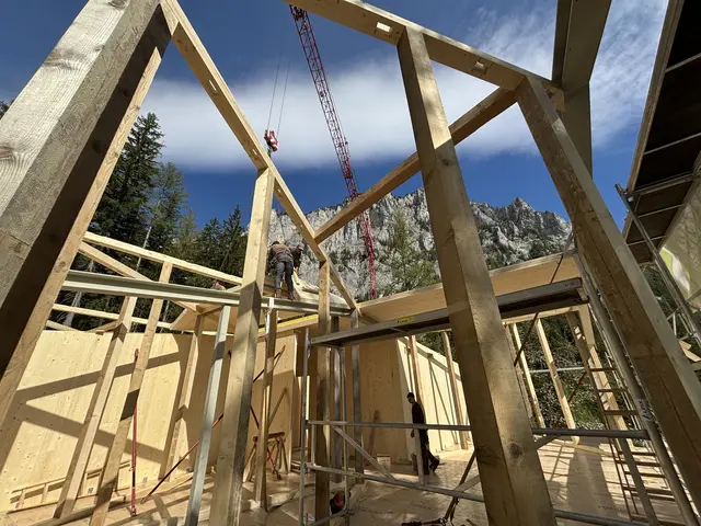 Der Ausblick von der Baustelle ist aber auch nicht schlecht. | Foto: MeinBezirk/Angelika Kern