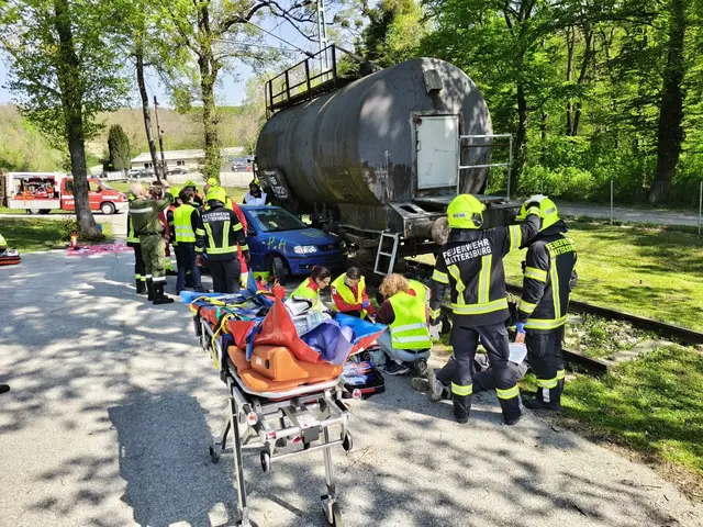 Im Notfall zählt jede Sekunde – so übten Einsatzkräfte das Retten