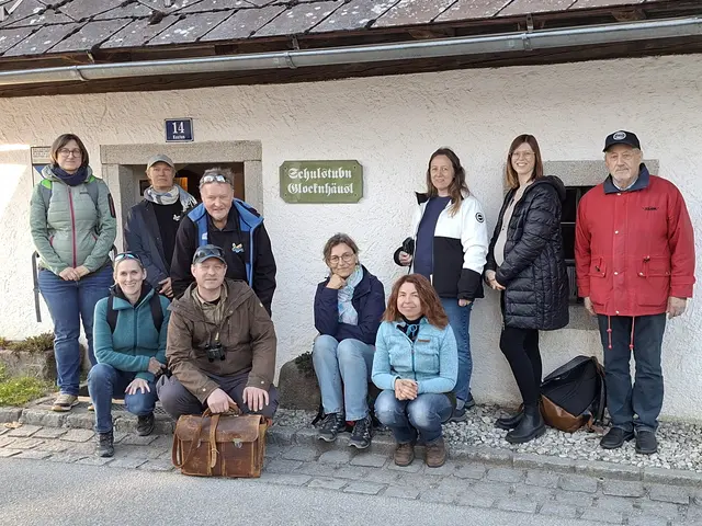 Besuch in der Schulstubn im Glockenhäusl Kasten.  | Foto: önj OÖ