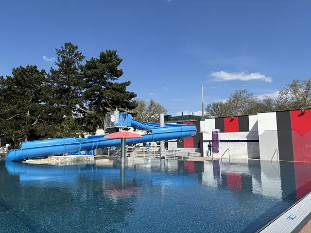 Die neue Rutsche trägt jetzt den Namen "Hubert-Teubenbacher-Rutsche".  | Foto: Lukas Ipirotis/MeinBezirk