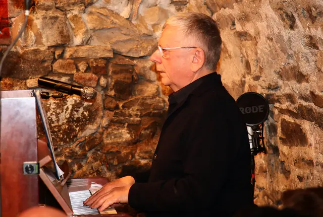 Robert Schönherr zeigte am Piano sein Können. | Foto: JazzClub Drosendorf