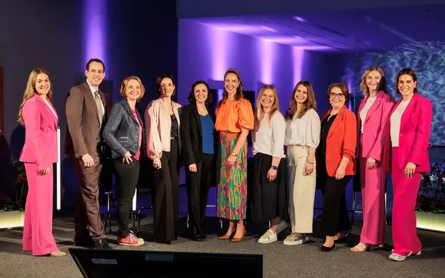 250 Gäste feiern starke Frauen und klare Botschaften