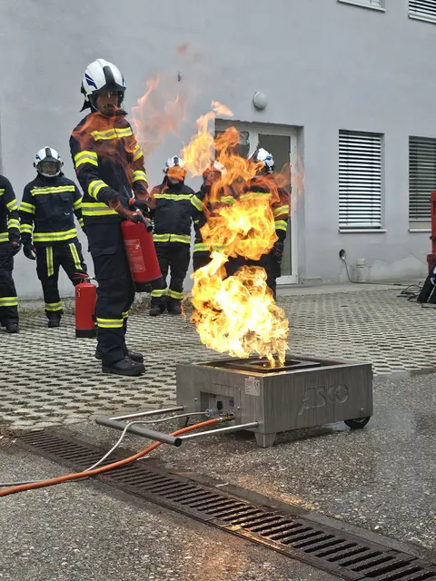 Erlebe spannende Einblicke beim Tag der offenen Tür in Tröpolach