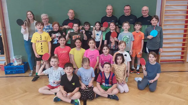 Schnuppertraining anläßlich des World Table Tennis Day 2026 in Steinabrückl