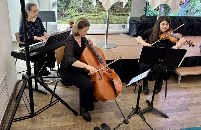 Für musikalische Umrahmung sorgte das Trio Orth.  | Foto: MeinBezirk/Birgit Bachhofner