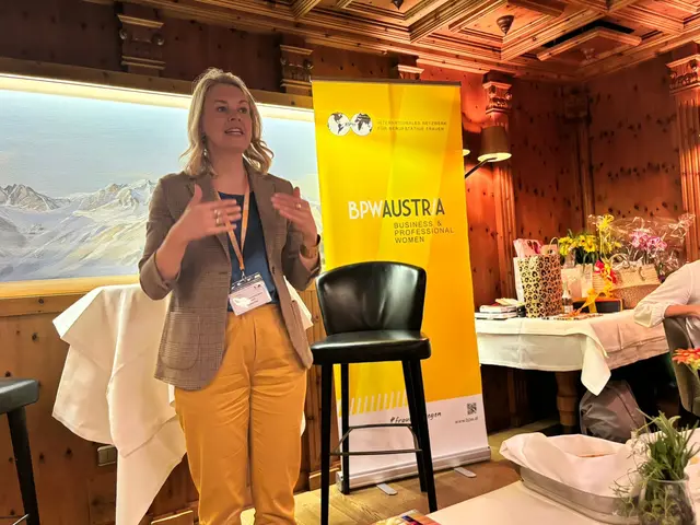 Auch Vizebürgermeisterin Elli Mayr feierte das Jubiläum.  | Foto: BPW Club Tirol