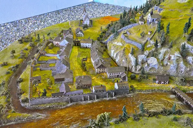 Modell von Anton Ranacher der Marktgemeinde Sachsenburg, wie sie sich 1730 präsentierte | Foto: Wikimedia Commons