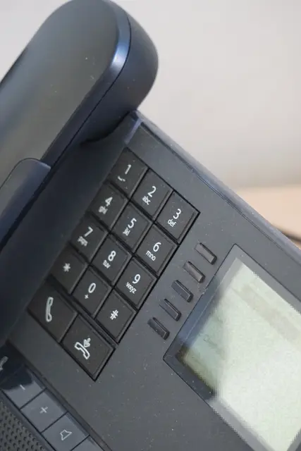 24 Stunden und sieben Tage die Woche ist die Telefonseelsorge der Diazöse Innsbruck erreichbar. | Foto: MeinBezirk/SPRENGER