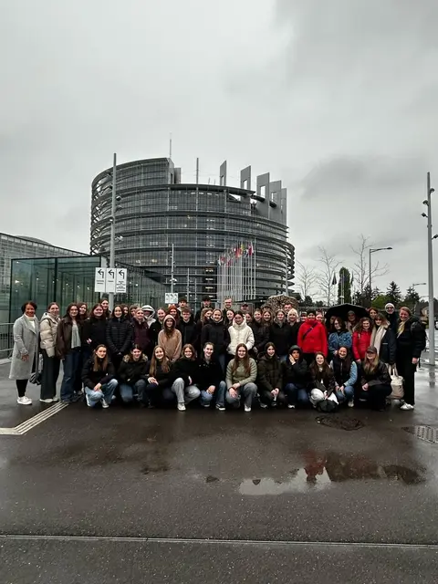 Vöcklabrucker Schüler unterwegs in Straßburg