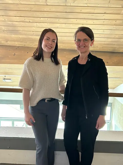 Zwei Musikerinnen glänzten bei Abschlussprüfung