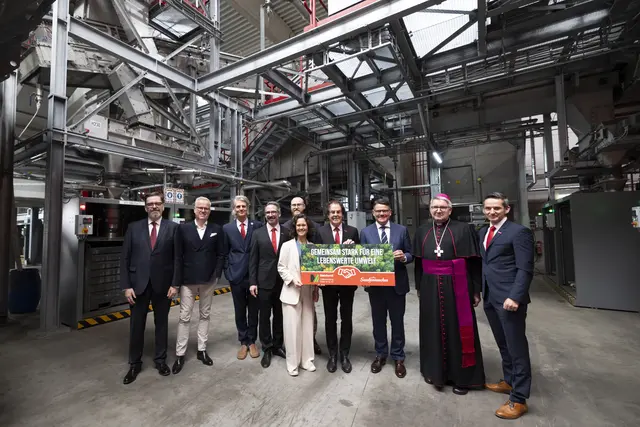 Saubermacher eröffnete in Hessen modernste Batterierecyclinganlage