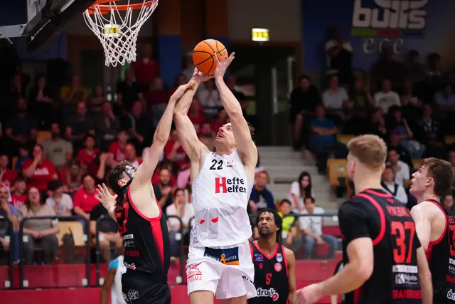 Bereits am Sonntag könnte die Entscheidung über den Halbfinal-Einzug der Bullen feststehen.  | Foto: Basketball Austria/M.Tobisch