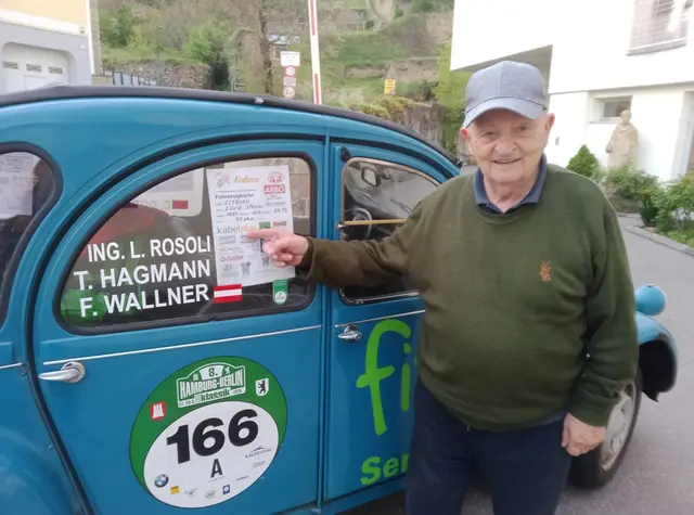 Die „Ente“ ist zurück – legendärer Oldtimer feiert Comeback auf der Strecke