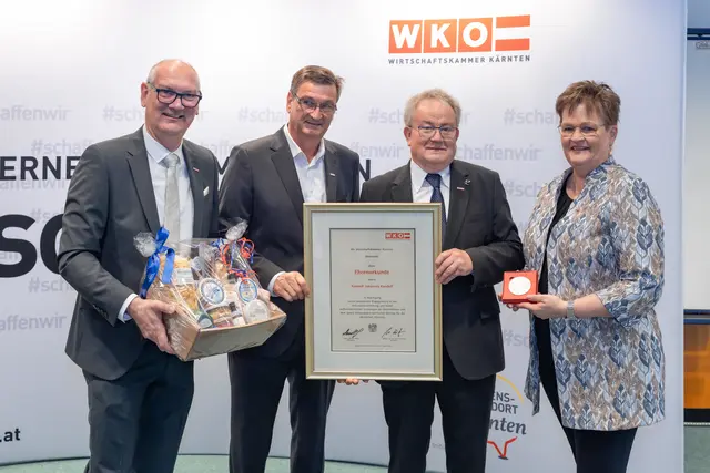 Abend im Zeichen von Austausch und Ehrung