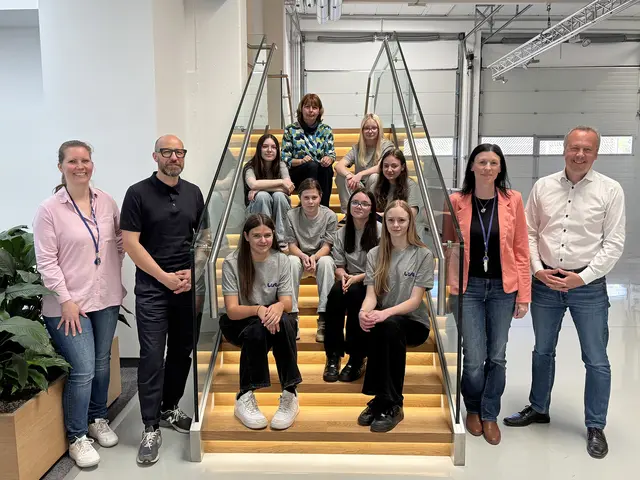 Schülerinnen aus Pitten entdecken Berufswelten bei List GC Bad Erlach