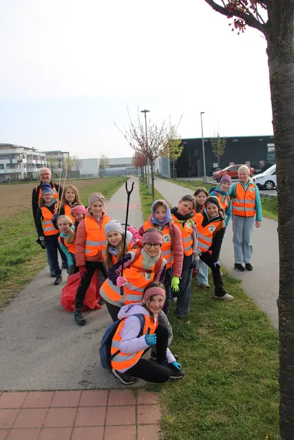 Auch die Mitglieder des Kindergemeinderats beteiligten sich am diesjährigen Frühjahrsputz | Foto: Gemeinde