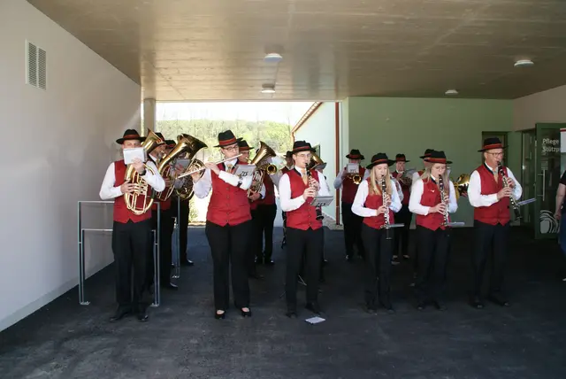 Die Gäste wurden vom MV Minihof-Liebau musikalisch begrüßt. | Foto: Anna Maria Kaufmann