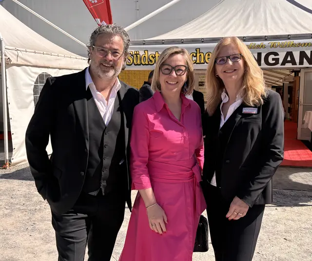 Doppelt gemoppelt: Zweimal Karin Stromberger mit Manfred Plansak. | Foto: B. Gady