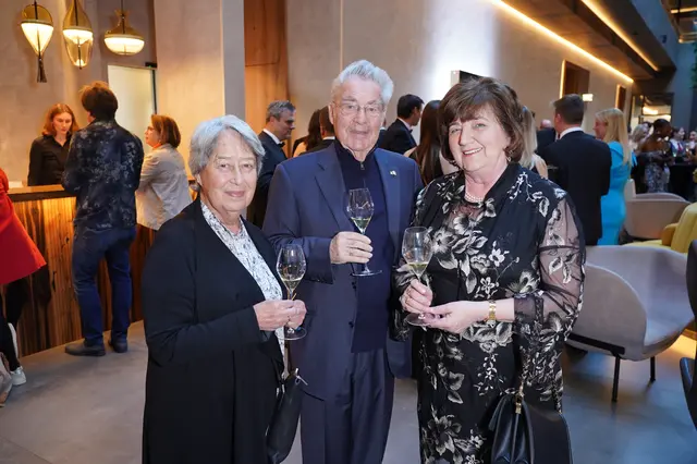 (v.l.) Margit und Heinz Fischer mit Maria Scheiblhofer | Foto: Andreas Tischler