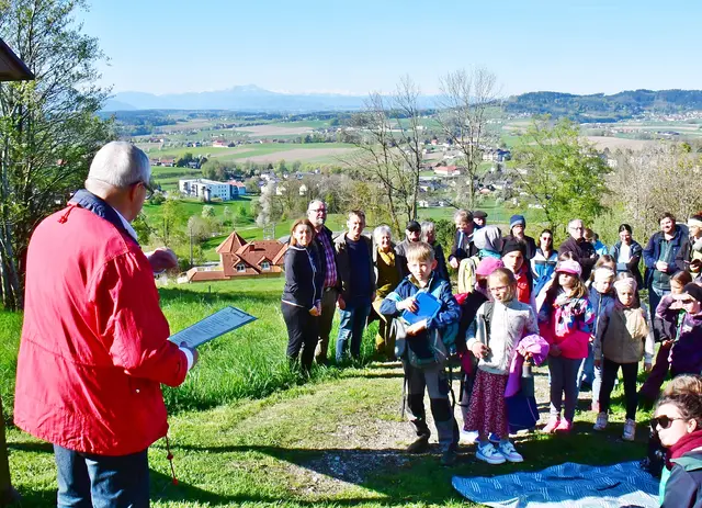 Tag des Baumes in Wolfsegg