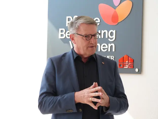 OSG-Obmann Alfred Kollar betonte in seiner Ansprache die langjährige Zusammenarbeit mit Franz Drescher und dem gesamten Team.  | Foto: Vanessa Wittmann