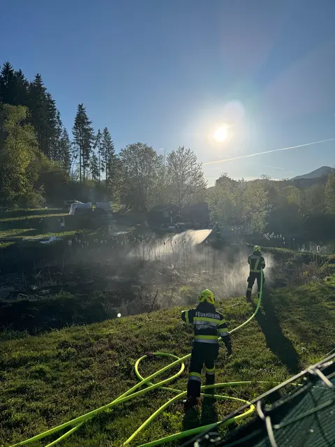 Kapfenberger Feuerwehren verhindern in Tunnelnähe Schlimmeres