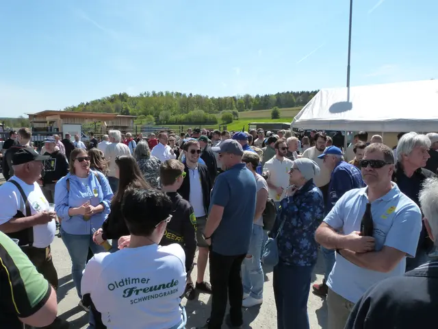 Oldtimerfreunde aus nah und fern versammelten sich, um beim 12. Oldtimertreffen in Unterrabnitz mit dabei zu sein! | Foto: Vanessa Wittmann