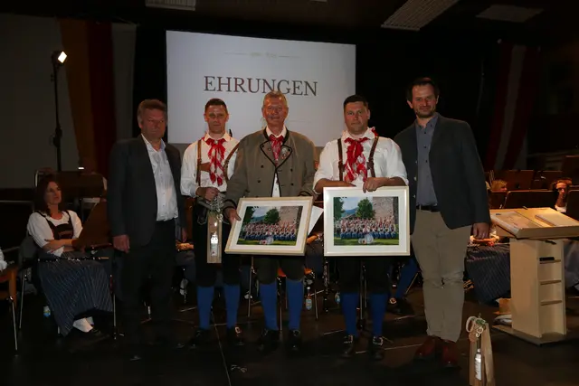 Bgm.Thaler, Kpm. Fercher Johannes, Obmann Granitzer Hans-Jörg, Hauser Werner, BzKpm. Kramser 