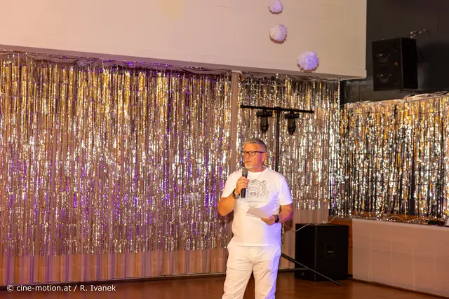 Schriftführer Christian Paloda übernahm die Begrüßung der Gäste und Eröffnung des Abends. | Foto: cine-motion.at / R. Ivanek