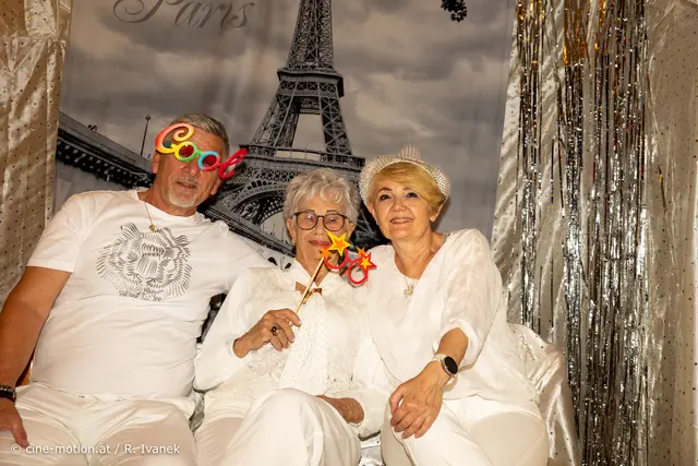 Christian Paloda mit der 88jährigen Schwiegermutter und Gattin Brigitte (vlnr). | Foto: cine-motion.at / R. Ivanek