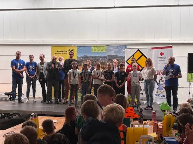 280 Kinder tauchten ab, diese Schulen sind die Bezirkssieger