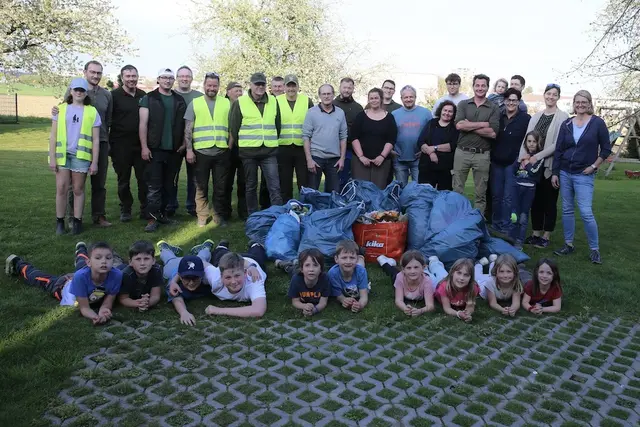 4.400 Freiwillige packten mit an