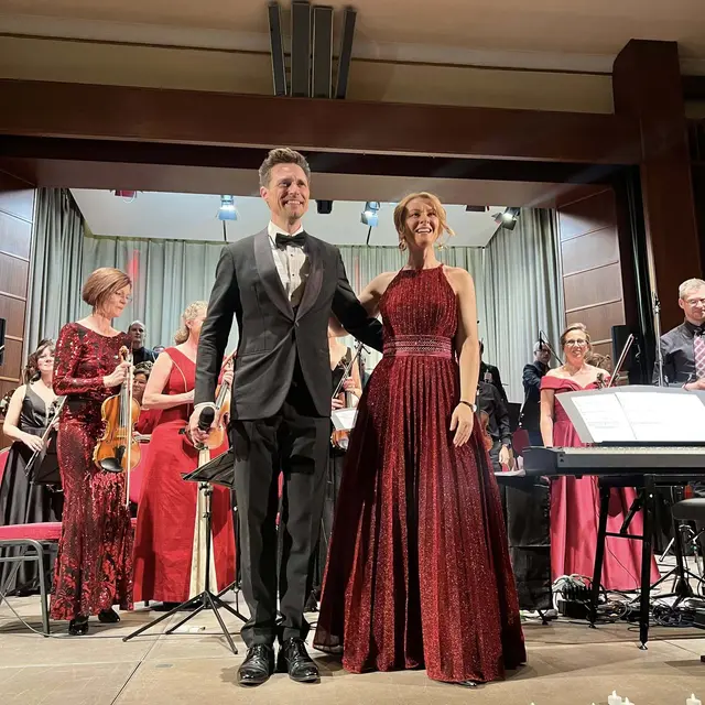 Orchesterleiterin Tanja Stock mit Solist Lukas Perman in Bärnbach | Foto: Stadtgemeinde Bärnbach