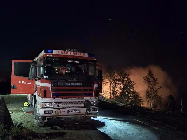 Auch die gesamte Nacht über war der Waldbrandzug Voitsberg mit Löscharbeiten beschäftigt. | Foto: BFV Voitsberg